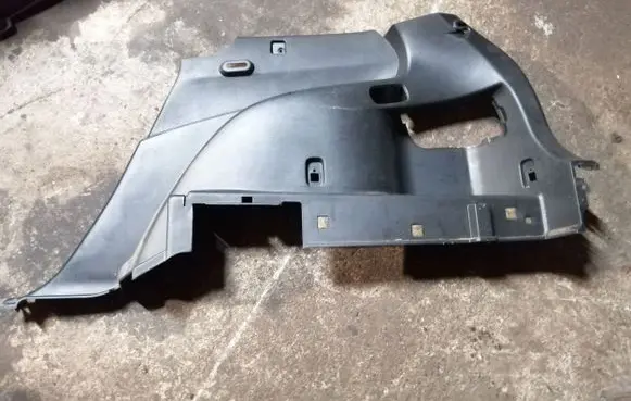 Mazda CX-7 Trunk/boot side trim panel EG2168851 EG2168841