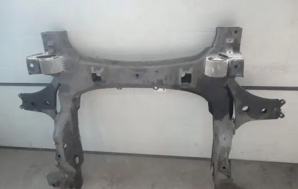Mercedes-Benz A W169 Front subframe