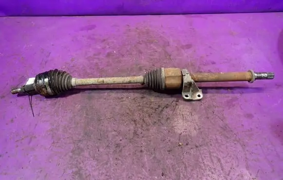 Renault Megane III Front driveshaft 