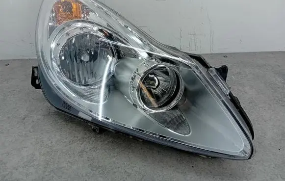 Opel Corsa D Headlight/headlamp 20B153