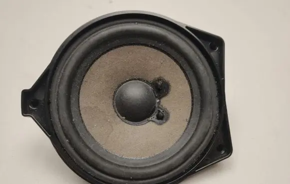 Mercedes-Benz E W212 Panel speaker A2058200902