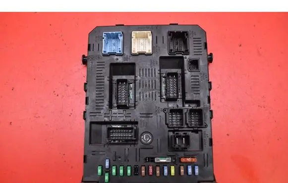 Peugeot 307 Fuse box set 9663510280