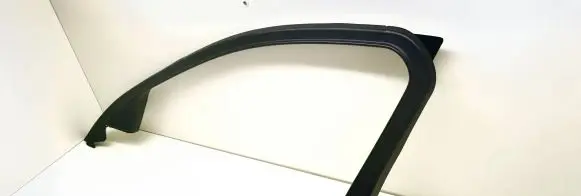 BMW 5 F10 F11 Front door window/glass frame 51337182012