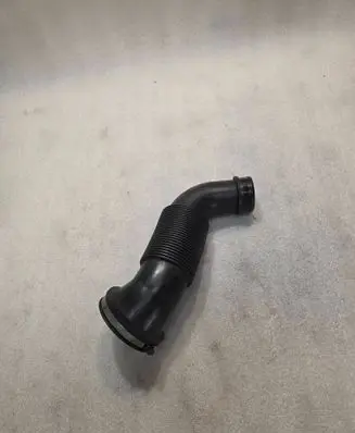 Audi A8 S8 D2 4D Air intake hose/pipe