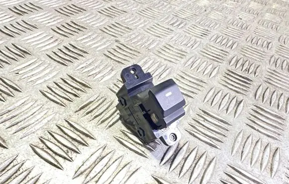 Hyundai i20 (GB IB) Electric window control switch