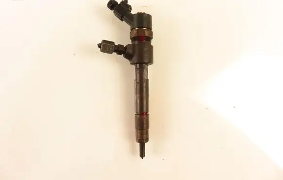 Opel Zafira B Fuel injector 0445110276
