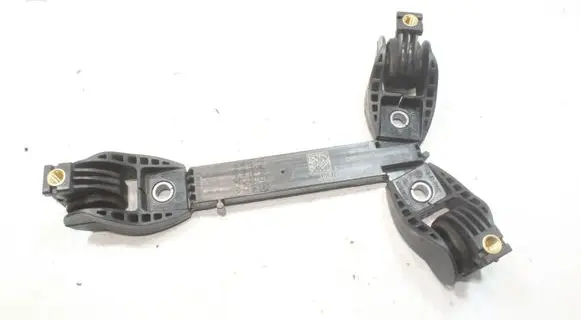 Volkswagen ID.4 A/C compressor mount bracket 1EA820034B