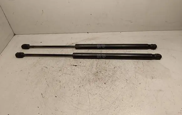 KIA Sorento Tailgate/trunk strut/damper 817702P500