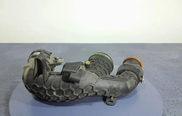 Air intake hose/pipe