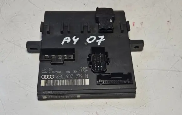 Audi A4 S4 B7 8E 8H Comfort/convenience module 8E0907279N
