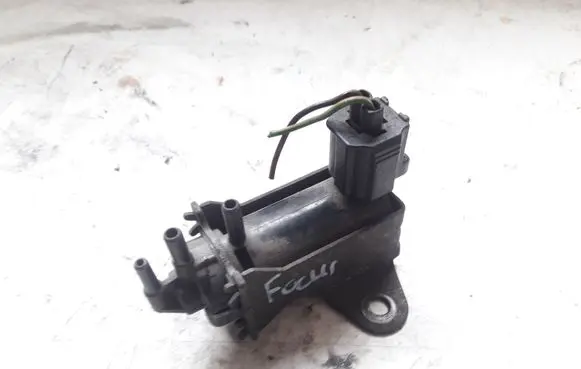 Ford Focus Vacuum valve 