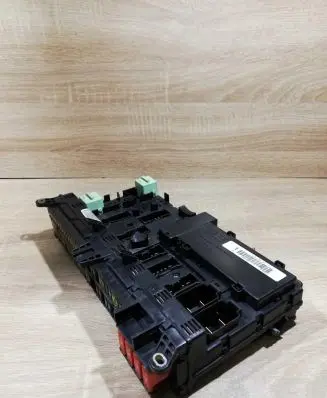 BMW X5 E53 Fuse module 8380407
