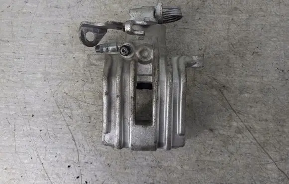 Skoda Superb B5 (3U) Rear brake caliper D18DB