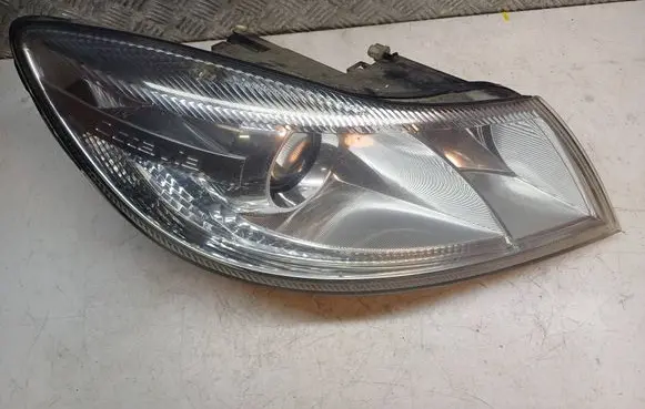 Skoda Octavia Mk2 (1Z) Headlight/headlamp 26350000000 1ZD941016C
