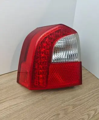 Volvo V70 Rear/tail lights 30698983