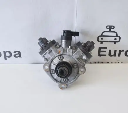 Audi Q7 4M Fuel injection high pressure pump 059130755CN