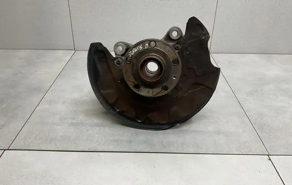 Skoda Superb B8 (3V) Front wheel hub 