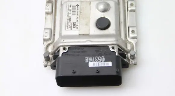Hyundai i30 Engine control unit/module 391102BGB3