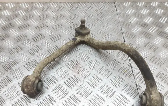 KIA Sorento Front lower control arm/wishbone