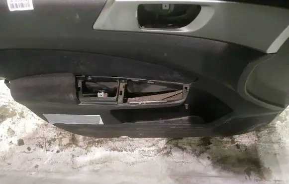 Subaru Forester SH Front door card panel trim