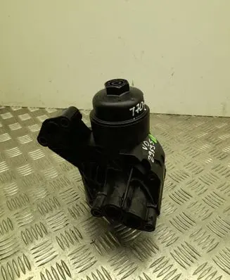 Engine oil radiator