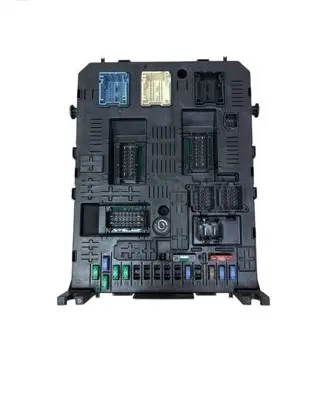 Peugeot 5008 Comfort/convenience module 966405908002 281208364 281192483C