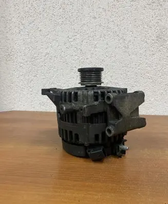 Mercedes-Benz GLK (X204) Generator/alternator 0121715029 E647