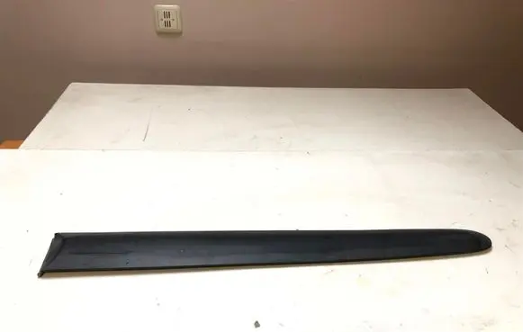 Rear door trim (molding)