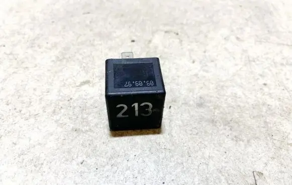 Audi A6 S6 C5 4B Other relay 443951253j 899511000