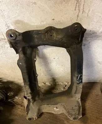 Mercedes-Benz E W211 Front subframe