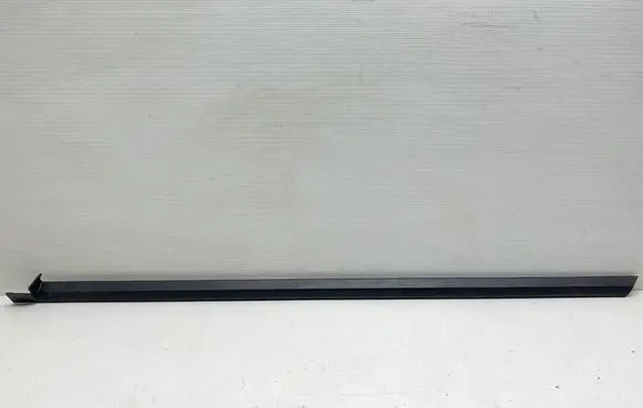 Porsche Cayenne (92A) Side skirt front trim 7P5853538