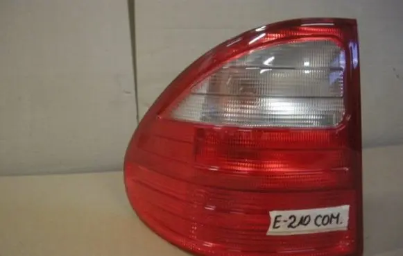 Mercedes-Benz E W210 Rear/tail lights