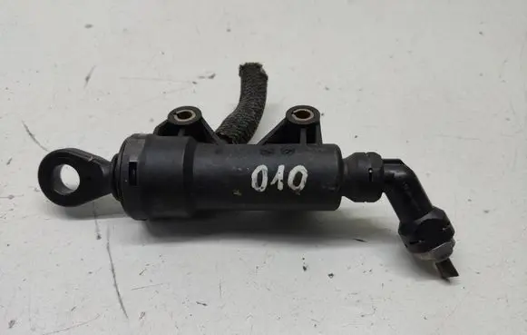 BMW 5 E39 Clutch slave cylinder 1165010 21521165010
