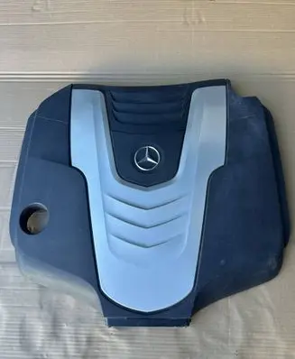 Mercedes-Benz E W213 Engine cover (trim) A6420108309