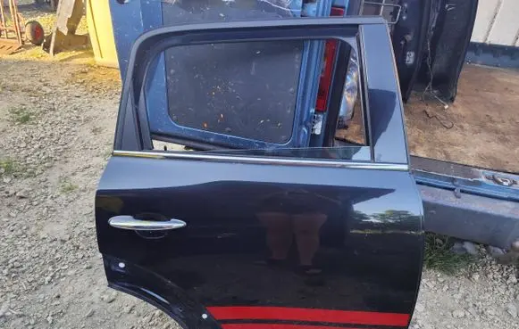 Mini Cooper Countryman R60 Rear door 