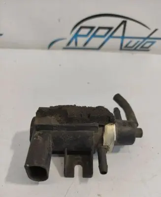 Volkswagen PASSAT B7 Turbo solenoid valve 1J0906627