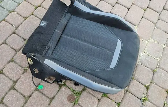 Opel Mokka B Seat trim