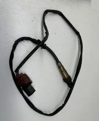 Audi A4 S4 B7 8E 8H Lambda probe sensor 059906262 0281004038