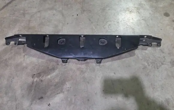 BMW 6 F06 Gran coupe Top upper radiator support slam panel 7267356