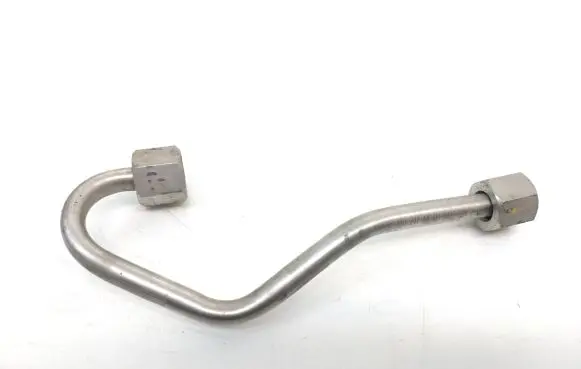 Skoda Fabia Mk3 (NJ) Fuel injector supply line/pipe 04e130241AA
