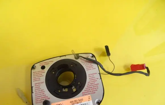 Audi A4 S4 B5 8D Airbag slip ring squib (SRS ring) 4D0951543D