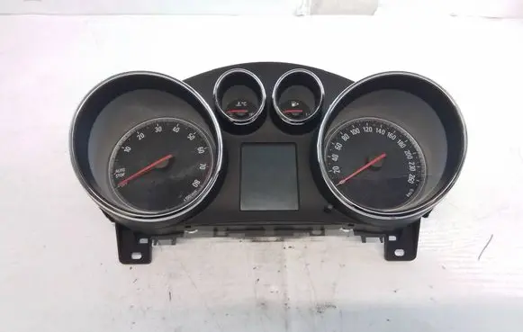 Opel Zafira C Speedometer (instrument cluster) 13460584 14266 142660651