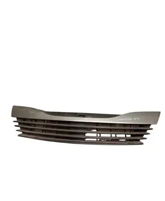 Renault Laguna II Front bumper upper radiator grill