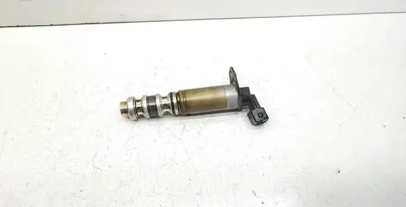 BMW 3 E92 E93 Camshaft vanos timing valve 7584115