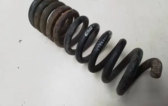 Mercedes-Benz E W211 Rear coil spring 112500801