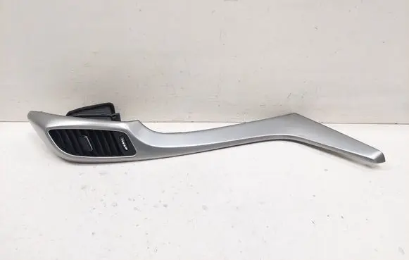 Hyundai i30 Dash center air vent grill 97420A6000