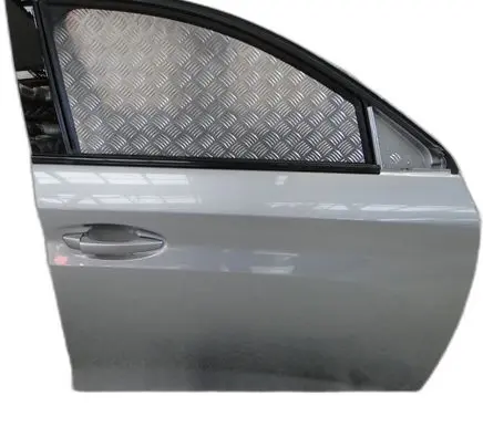 Peugeot 208 II Front door 