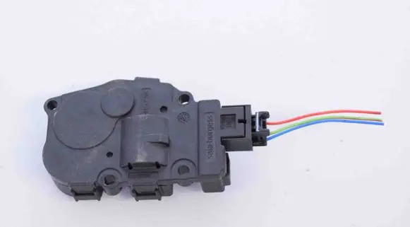 BMW 2 F22 F23 Air flap motor/actuator EFB4913 18082016