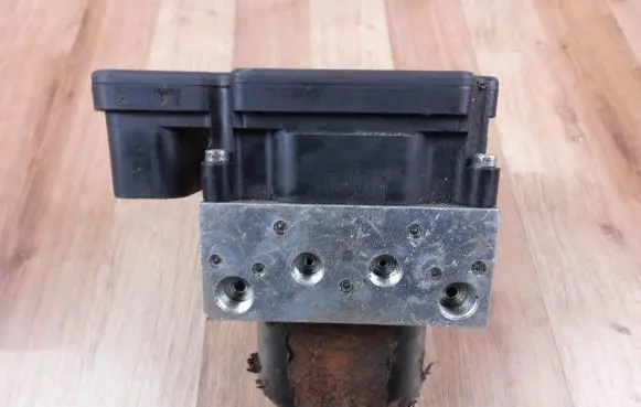 Subaru Legacy ABS Pump 27596AJ003 06210959883