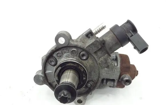 Mini Cooper Countryman R60 Fuel injection high pressure pump 7823452